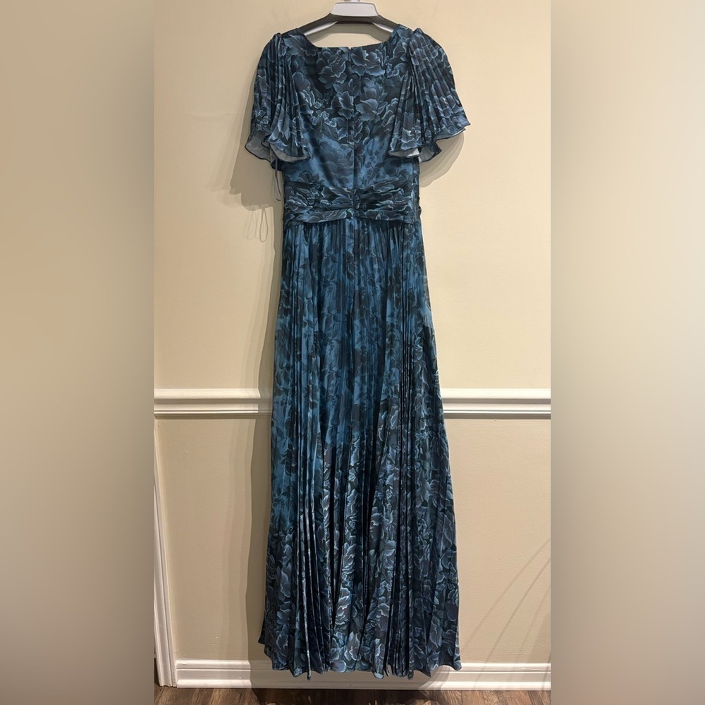THEIA Mabella Blue Floral Pleated Satin Twist A-Line Gown Flutter NWT 2 - Picture 10 of 12